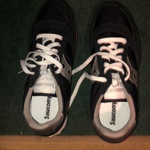 Saucony  NWOT sneakers size 8
